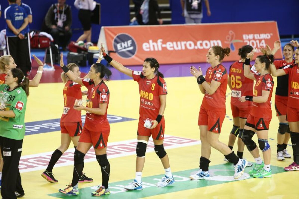 GALERIE FOTO Cît de spectaculos, dar şi cît de dur poate fi un meci de handbal! Cum au suferit fetele noastre în duelul cîştigat cu Spania, 22-20