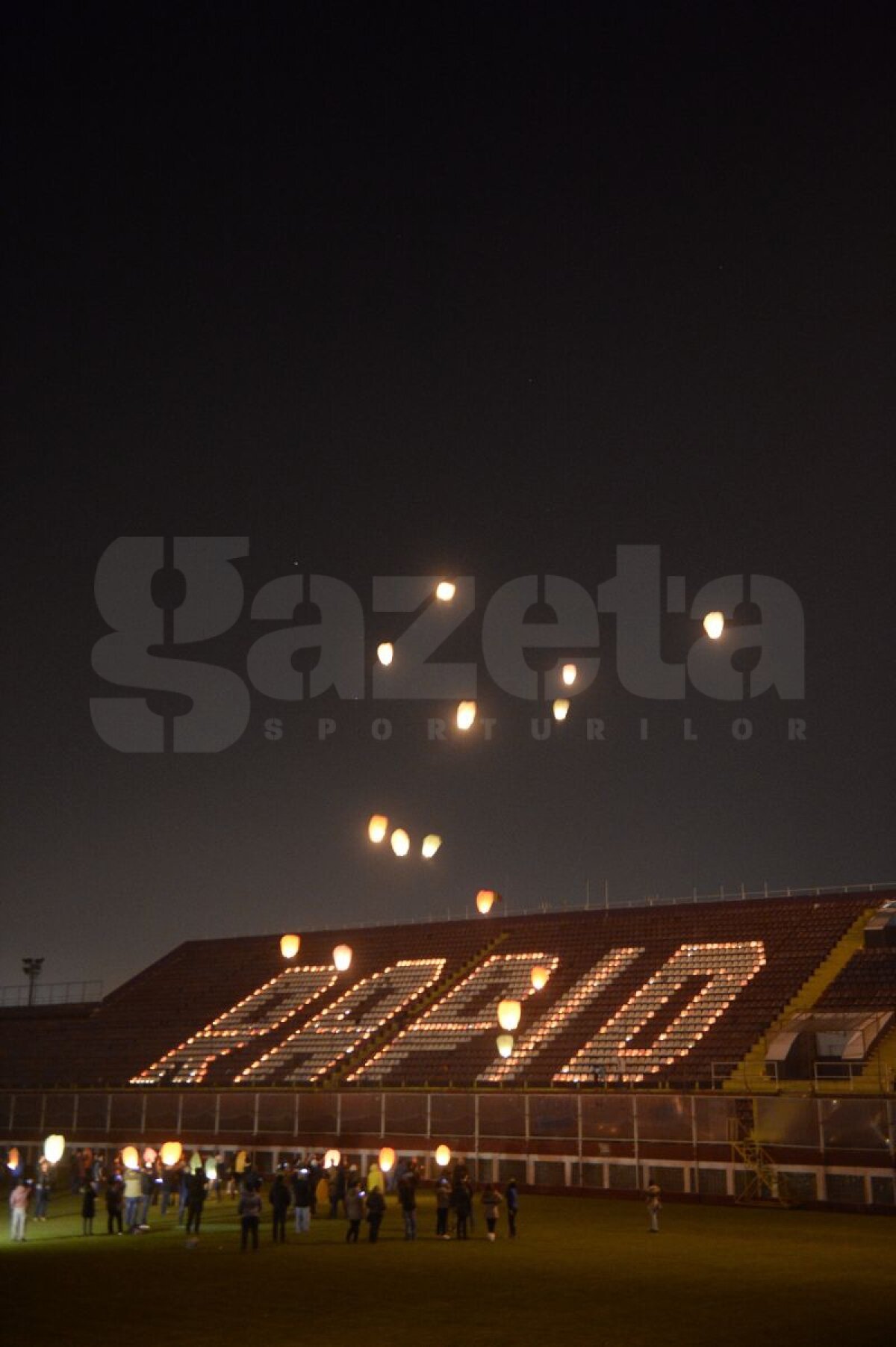 FOTO Momente emoţionante în Giuleşti! Fanii Rapidului l-au omagiat pe Nicolae Manea