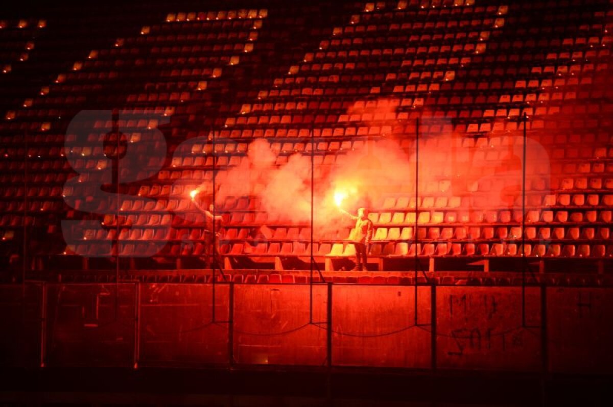 FOTO Momente emoţionante în Giuleşti! Fanii Rapidului l-au omagiat pe Nicolae Manea