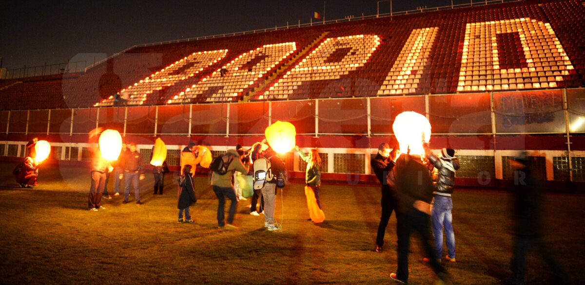 FOTO Momente emoţionante în Giuleşti! Fanii Rapidului l-au omagiat pe Nicolae Manea