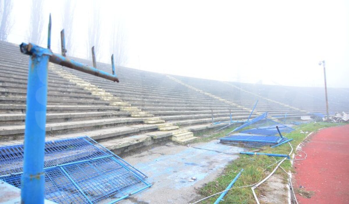 GALERIE FOTO Gloriile Universităţii, despre imaginile dureroase cu arena "Ion Oblemenco": "Aici s-a născut fotbalul spectacol în România"