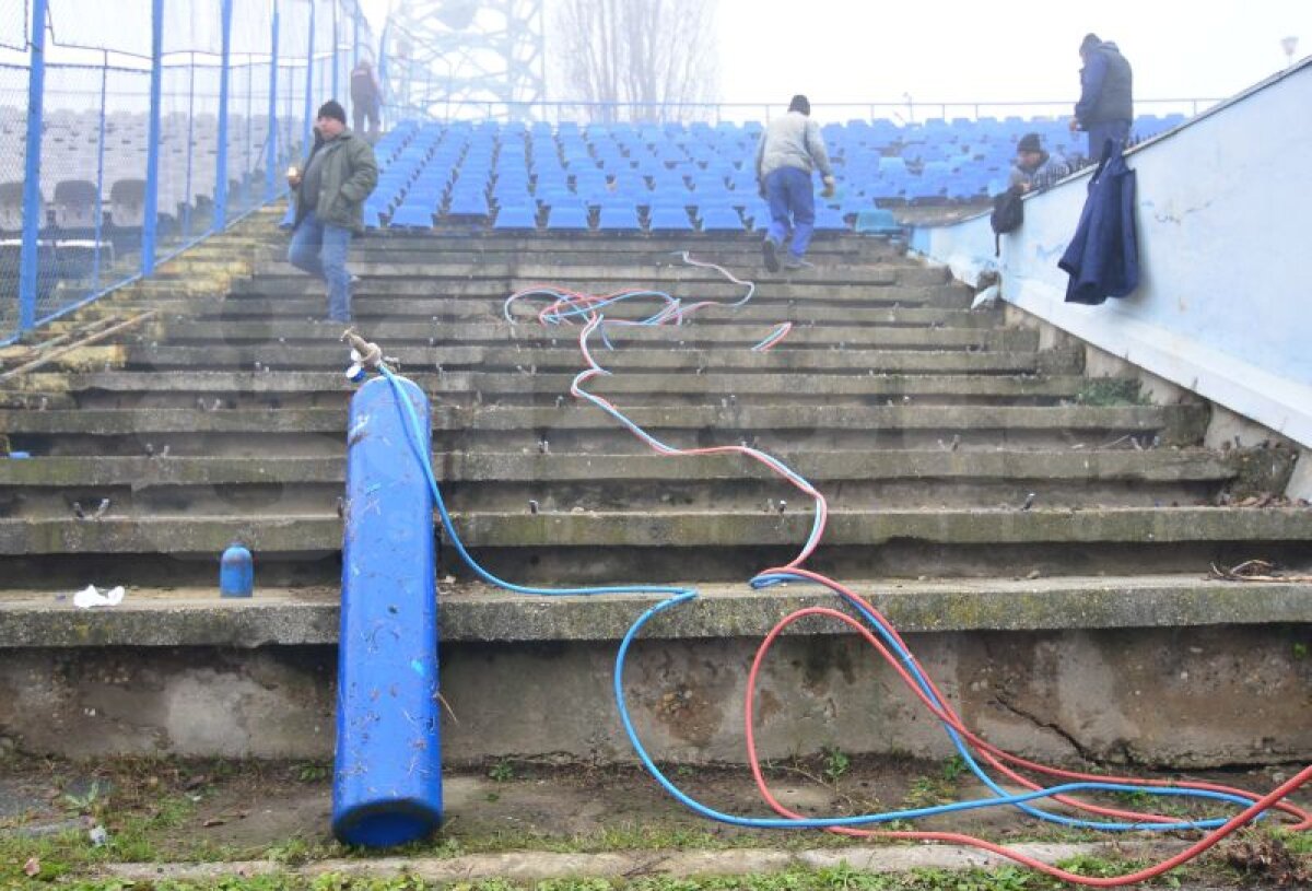 GALERIE FOTO Gloriile Universităţii, despre imaginile dureroase cu arena "Ion Oblemenco": "Aici s-a născut fotbalul spectacol în România"