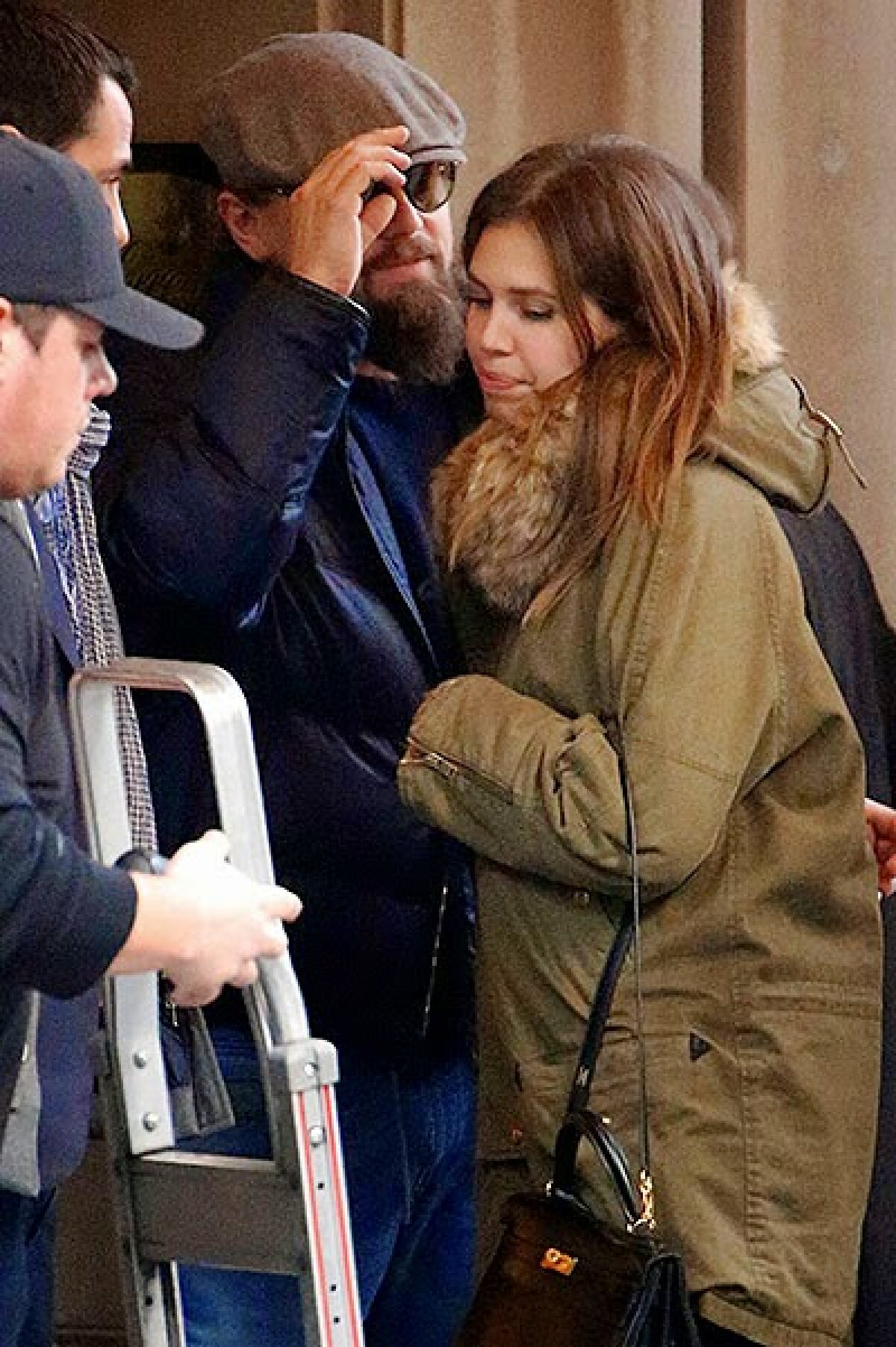 FOTO Presa mondenă internaţională a luat foc! Iubita unui celebru patron din fotbal a fost prinsă cu un star de la Hollywood