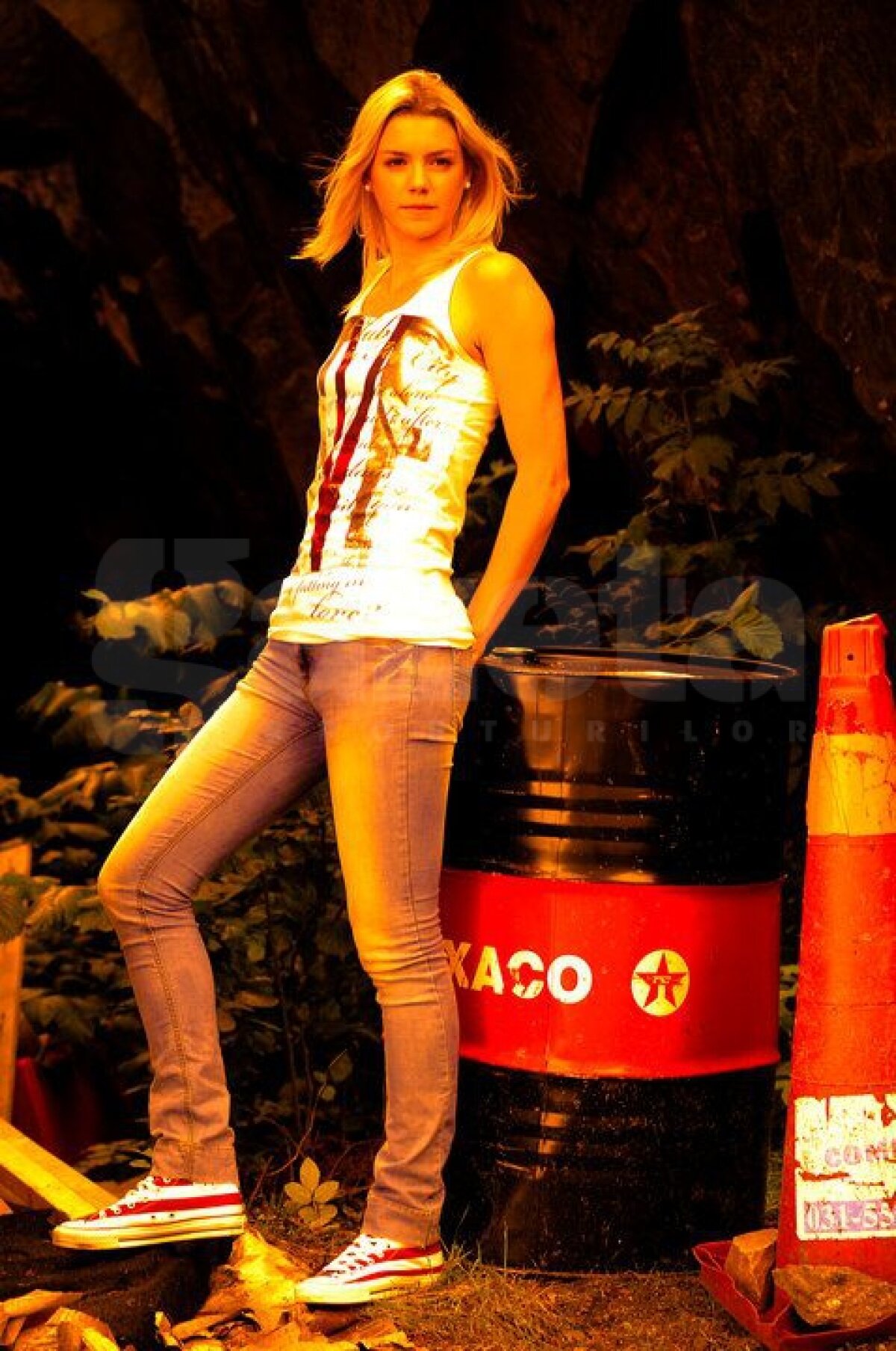 FOTO Splendoare pe semicerc » Gazeta vă prezintă jucătoarele care au atras toate privirile la Europeanul de handbal