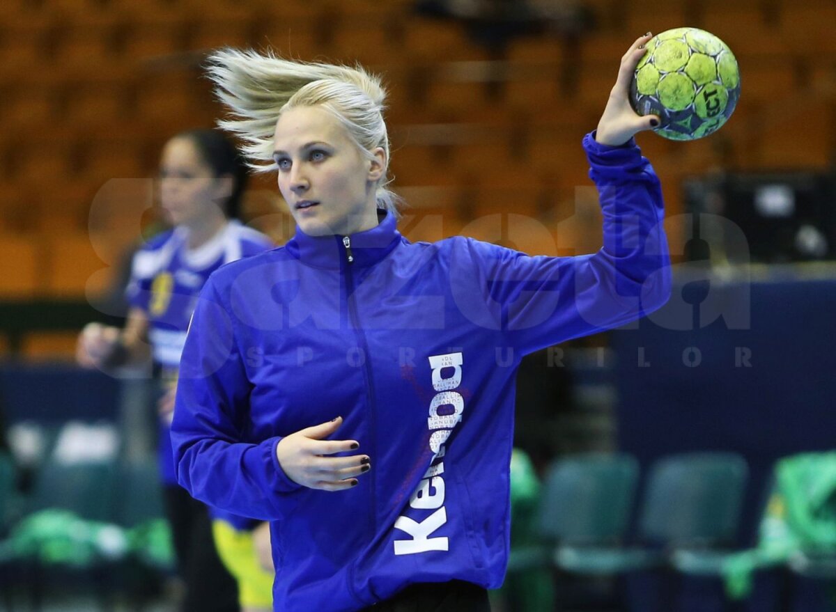 FOTO Splendoare pe semicerc » Gazeta vă prezintă jucătoarele care au atras toate privirile la Europeanul de handbal