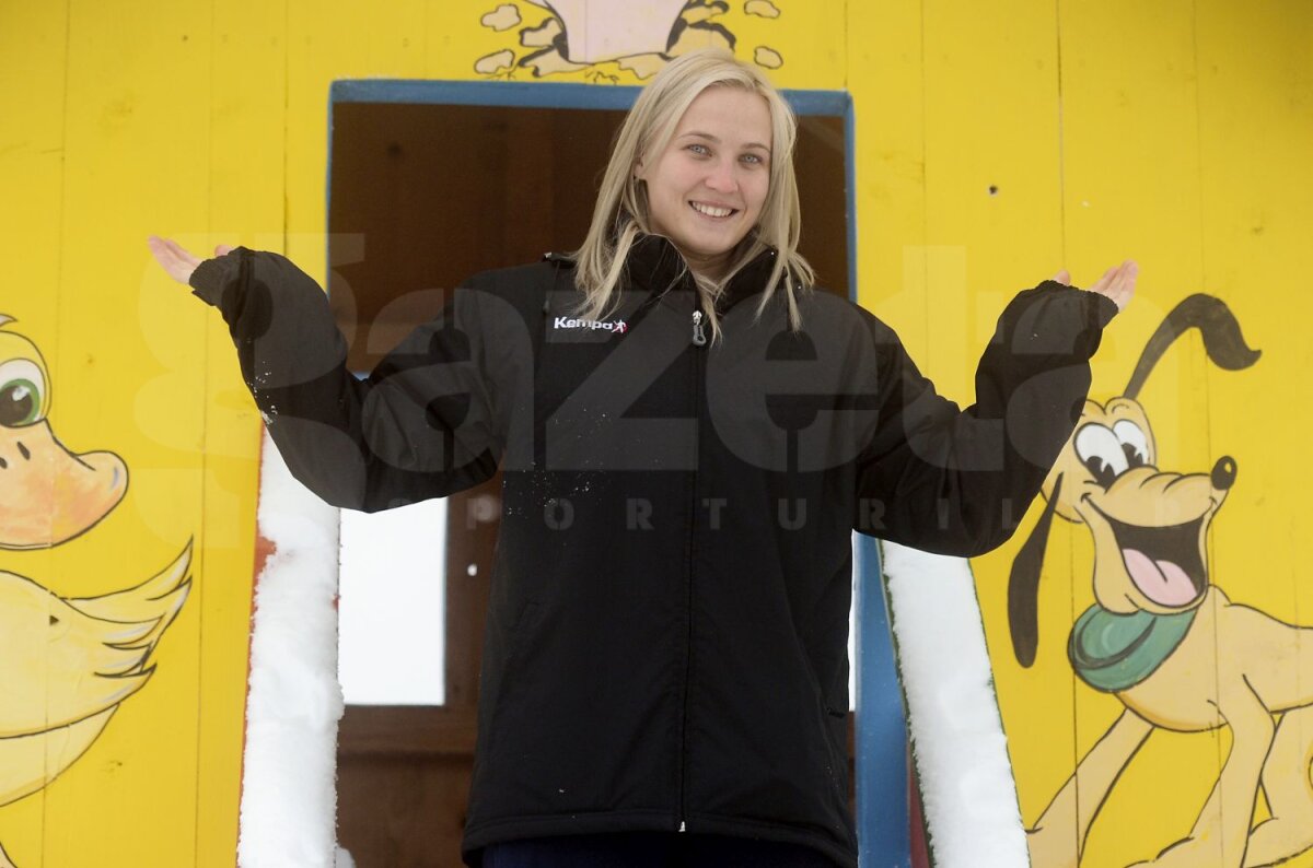 FOTO Splendoare pe semicerc » Gazeta vă prezintă jucătoarele care au atras toate privirile la Europeanul de handbal