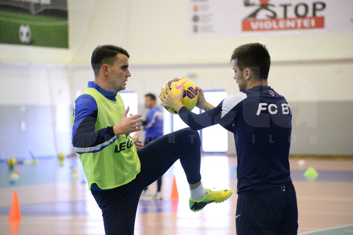 GALERIE FOTO FC Botoşani s-a reunit » Un sîrb în probe