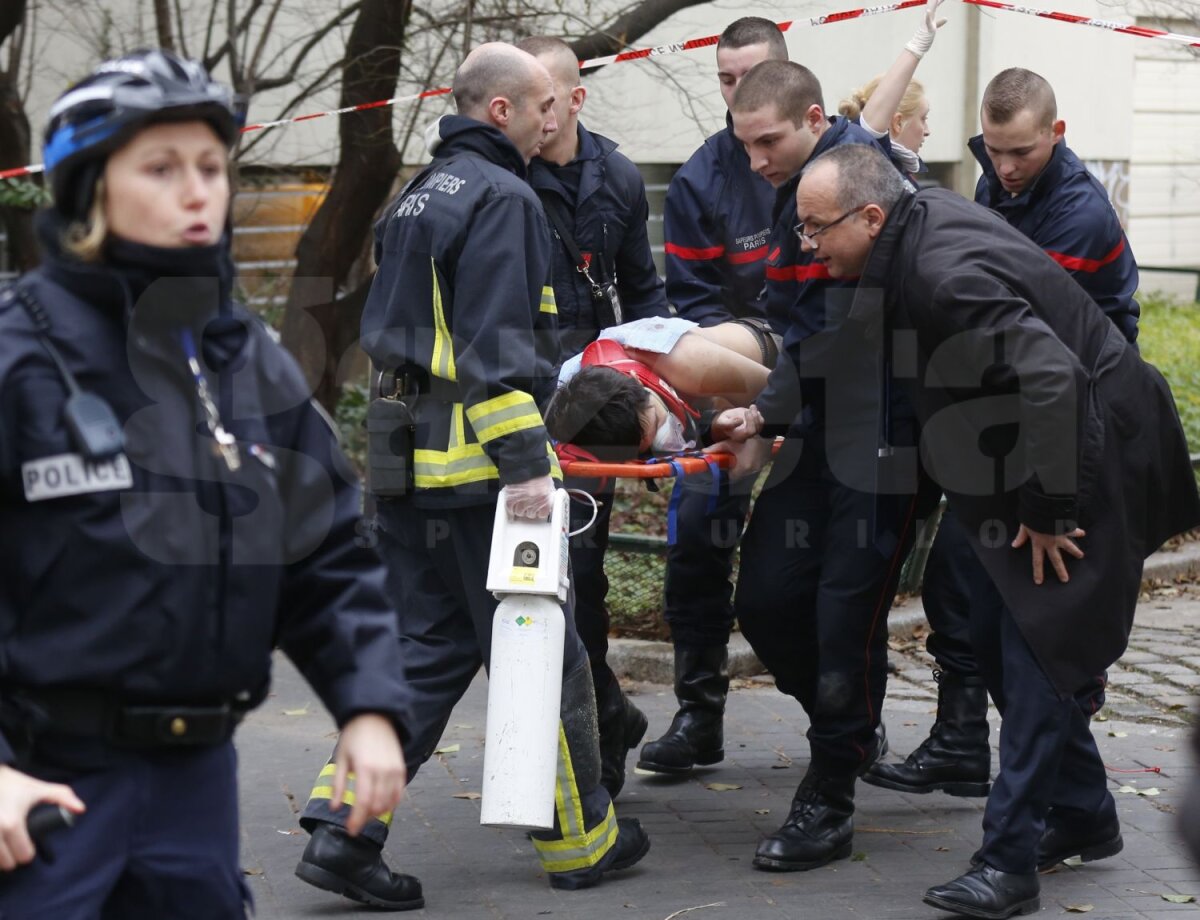 Atentat terorist cu 12 morţi la un ziar satiric din Franţa, care criticase dur şi Cupa Mondială: "Cu o bucată de hîrtie nu tai pe nimeni la gît!"