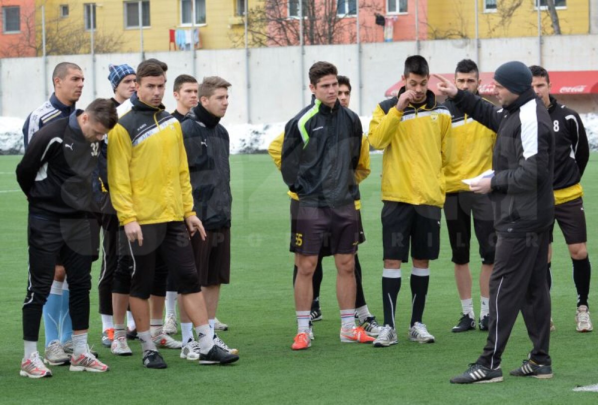 GALERIE FOTO FC Braşov a început antrenamentele sub comanda lui Vjekoslav Lokica » Tehnicianul este obişnuit să nu fie plătit