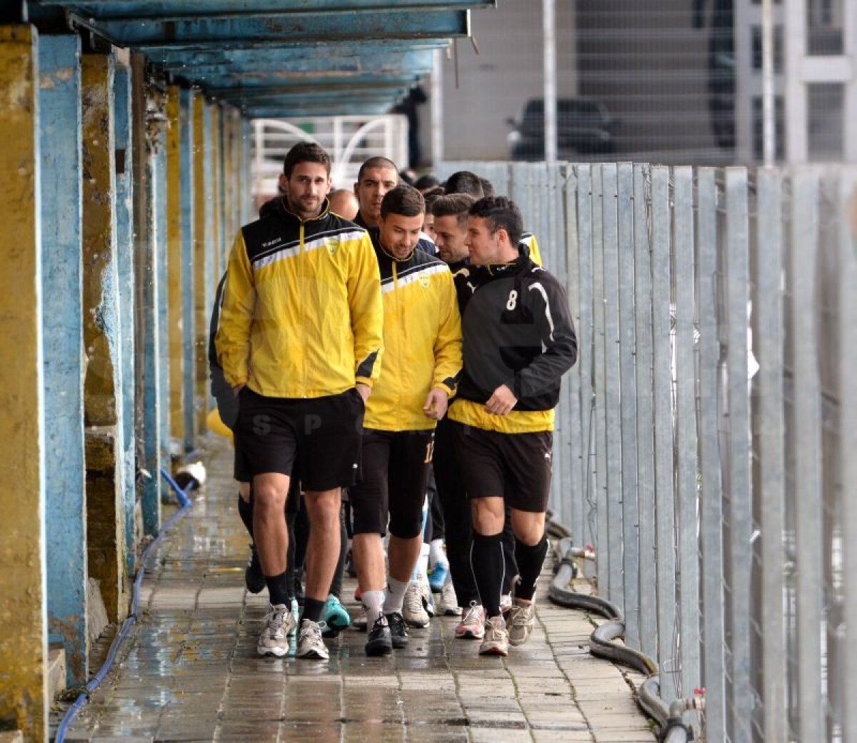 GALERIE FOTO FC Braşov a început antrenamentele sub comanda lui Vjekoslav Lokica » Tehnicianul este obişnuit să nu fie plătit