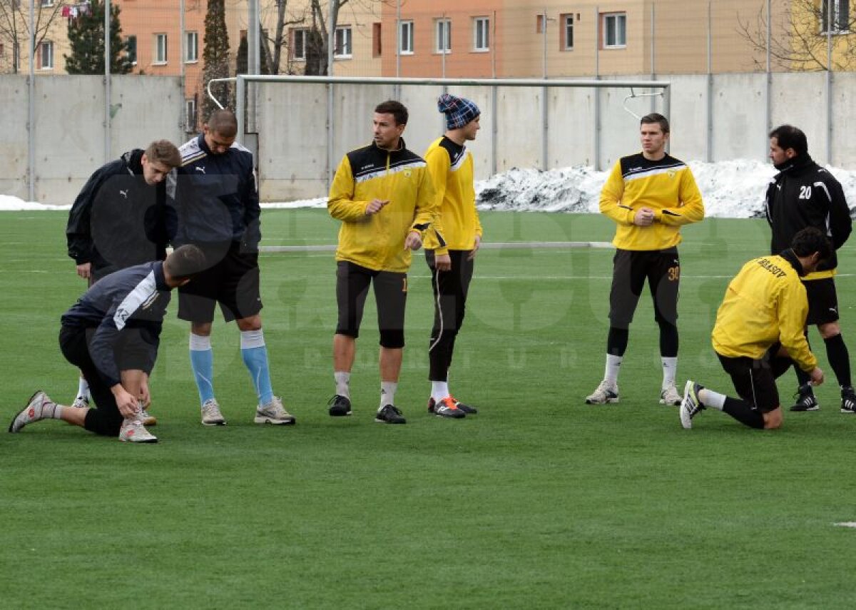 GALERIE FOTO FC Braşov a început antrenamentele sub comanda lui Vjekoslav Lokica » Tehnicianul este obişnuit să nu fie plătit