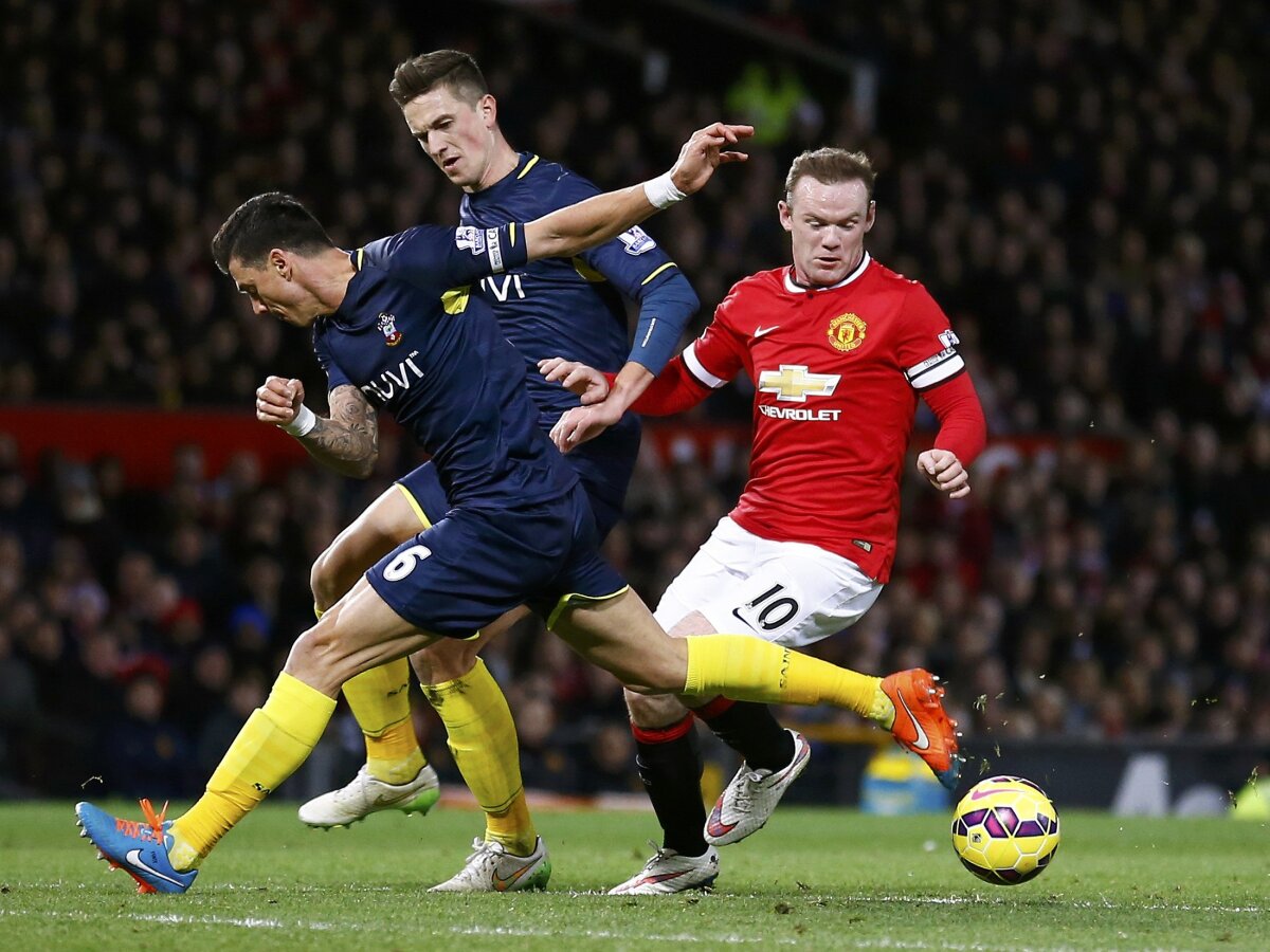 VIDEO Victorie fantastică a lui Southampton! Cu Florin Gardoş pe teren, "sfinţii" au învins Manchester United chiar pe Old Trafford