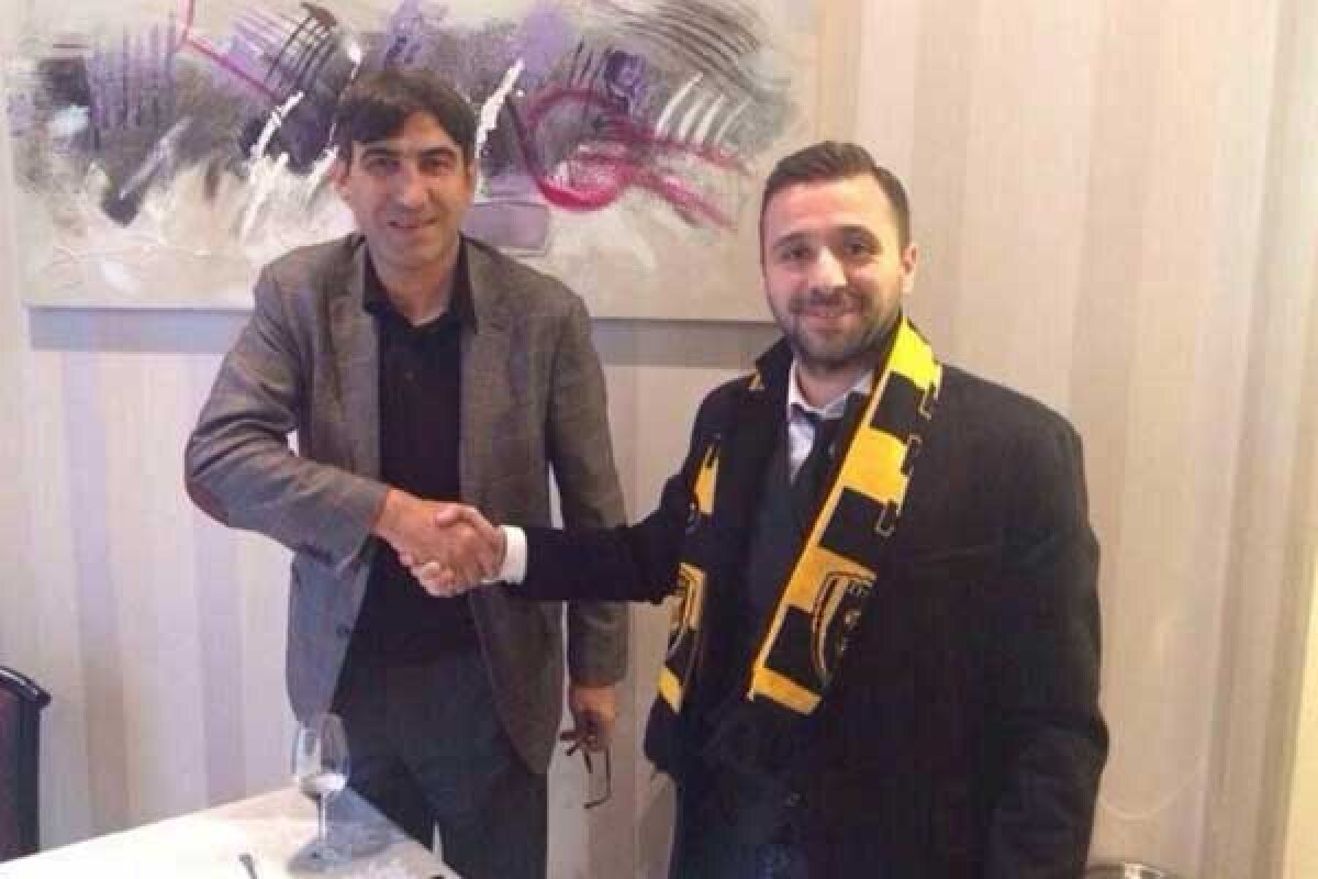 FOTO Transferul la Al Ittihad le-a adus lui Lukasz Szukala şi Lucian Sînmărtean alte nume :) » Gafa făcută de arabi