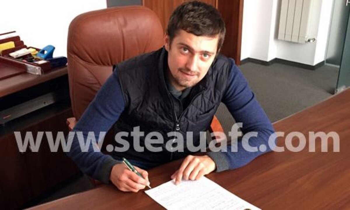 UPDATE FOTO Gabi Tamaş a semnat cu Steaua » S-a pozat cu tricoul cu noua siglă a roş-albaştrilor!