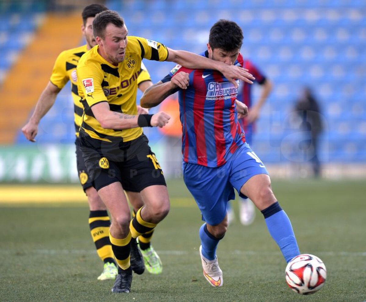 FOTO + VIDEO Steaua - Borussia Dortmund 0-1 » Roş-albaştrii au dominat jocul, dar au pierdut pe final