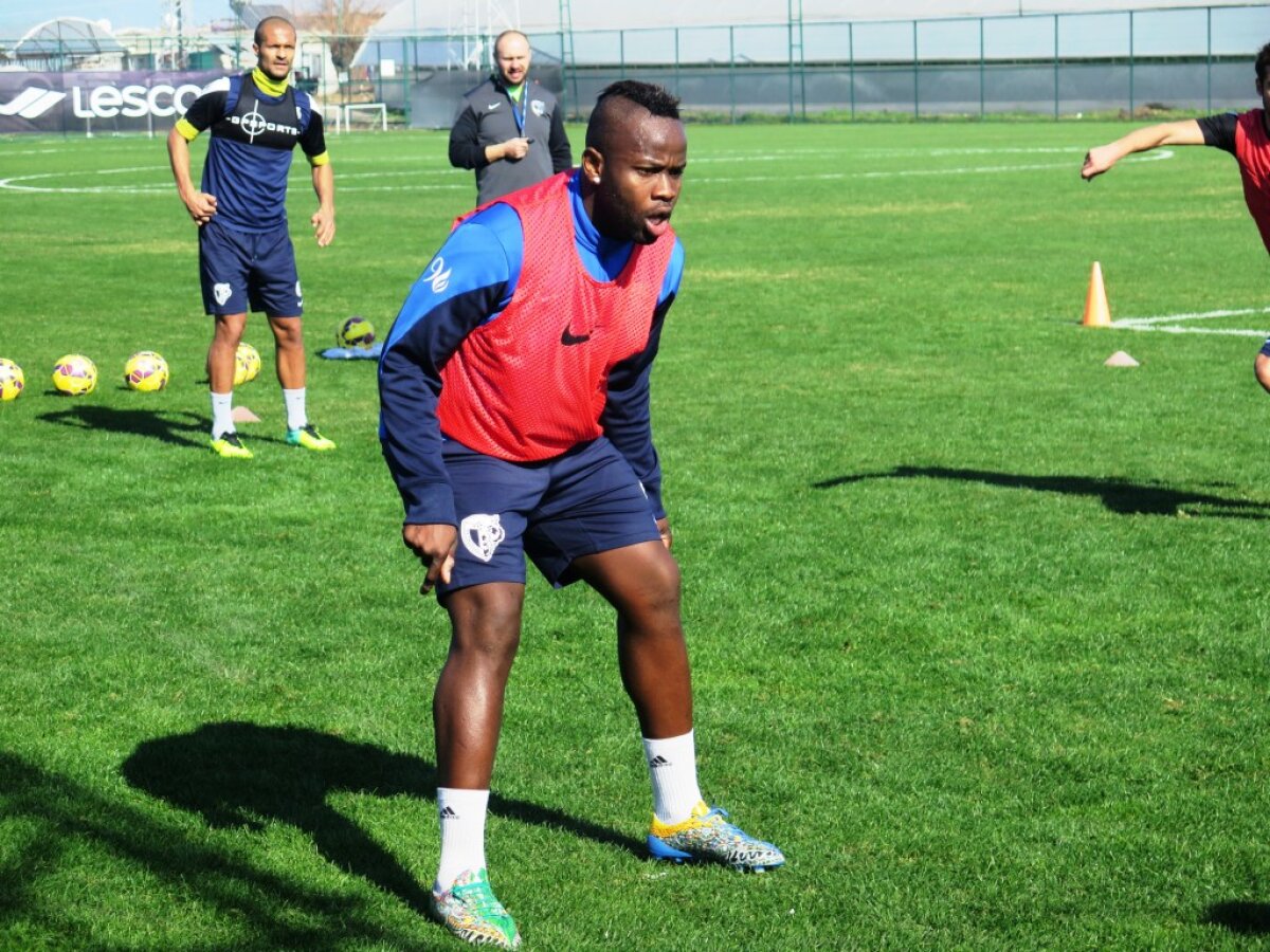 GALERIE FOTO ”Lupii” au trecut cu brio testele fizice! » Un jucător de bază s-a alăturat "haitei"