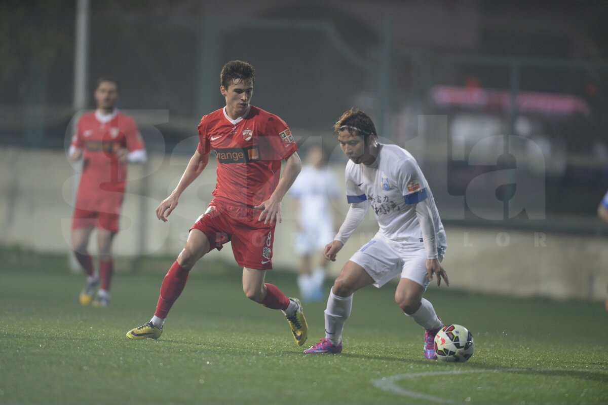 FOTO Dinamo - Guangzhou R&F 1-3 » "Cîinii" lui Mihai Teja au pierdut în urma unor grave erori în defensivă