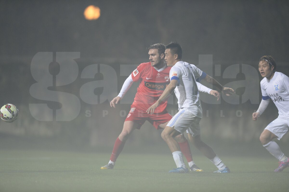 FOTO Dinamo - Guangzhou R&F 1-3 » "Cîinii" lui Mihai Teja au pierdut în urma unor grave erori în defensivă