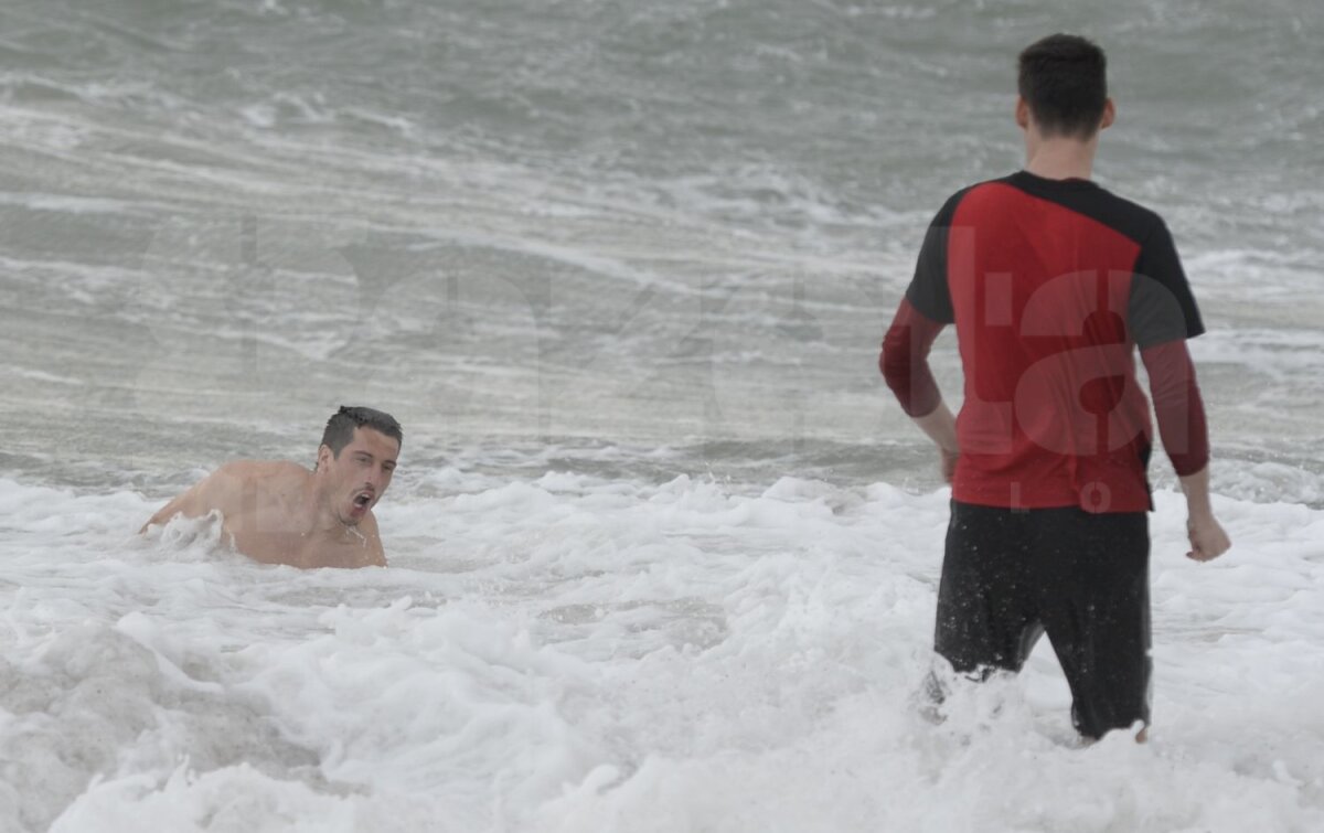 FOTO Wrestling cu valurile » Clujenii lui George Ogăraru s-au întărit pentru retur în apele Mediteranei