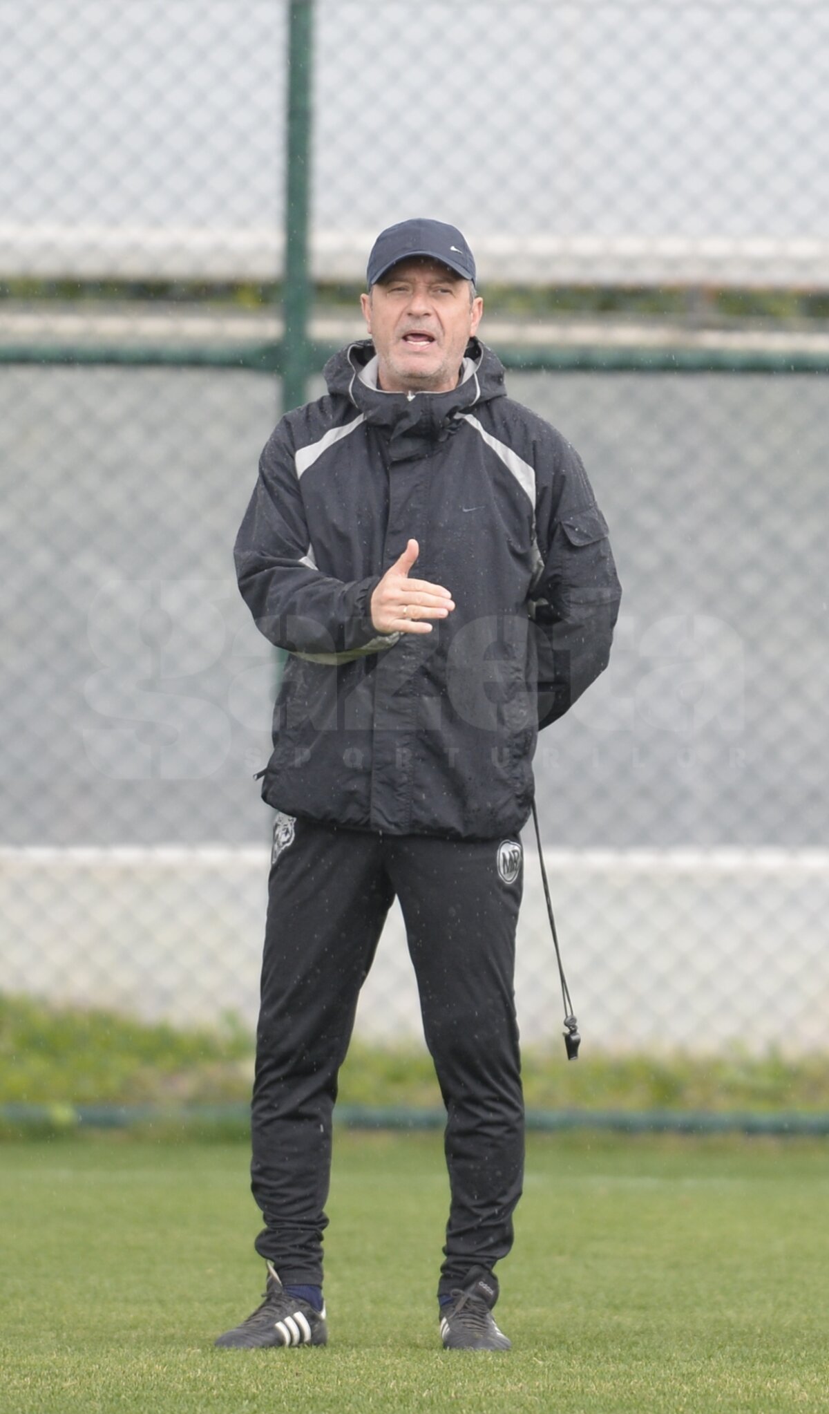 Imagini spectaculoase surprinse de GSP în Antalya! Spartani 2015 » Ploieştenii se antrenează scrîşnind din dinţi sub comanda lui Rednic