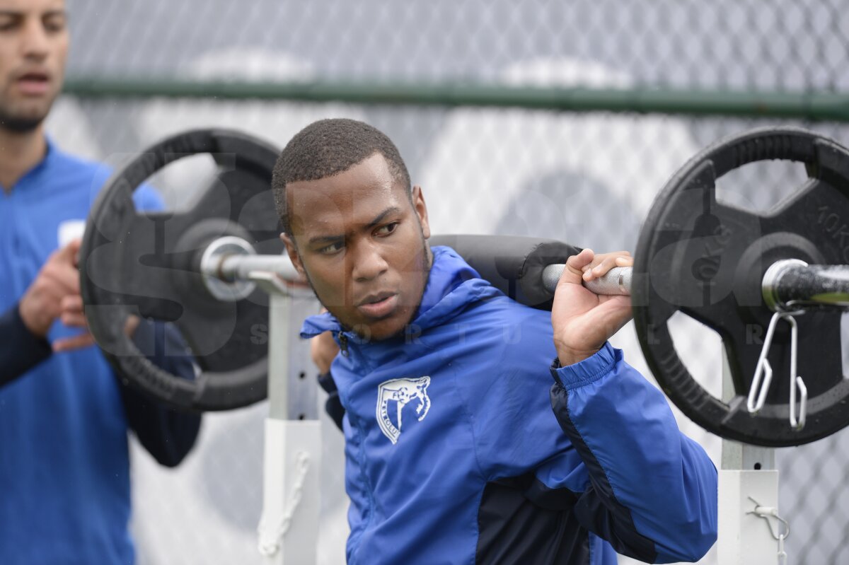 Imagini spectaculoase surprinse de GSP în Antalya! Spartani 2015 » Ploieştenii se antrenează scrîşnind din dinţi sub comanda lui Rednic