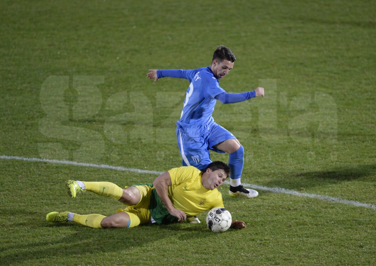 VIDEO şi FOTO CS U Craiova - Anzhi Makhachkala 0-1 » Sorin Cârţu a făcut o criză de nervi şi era să se ia la bătaie cu ruşii!