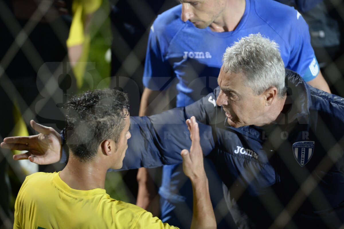 VIDEO şi FOTO CS U Craiova - Anzhi Makhachkala 0-1 » Sorin Cârţu a făcut o criză de nervi şi era să se ia la bătaie cu ruşii!