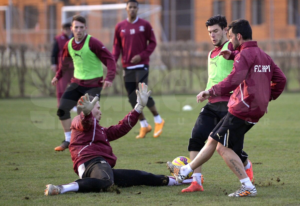 GALERIE FOTO Rapidiştii trag tare în Grecia pentru a fi gata de cursa pentru evitarea retrogradării