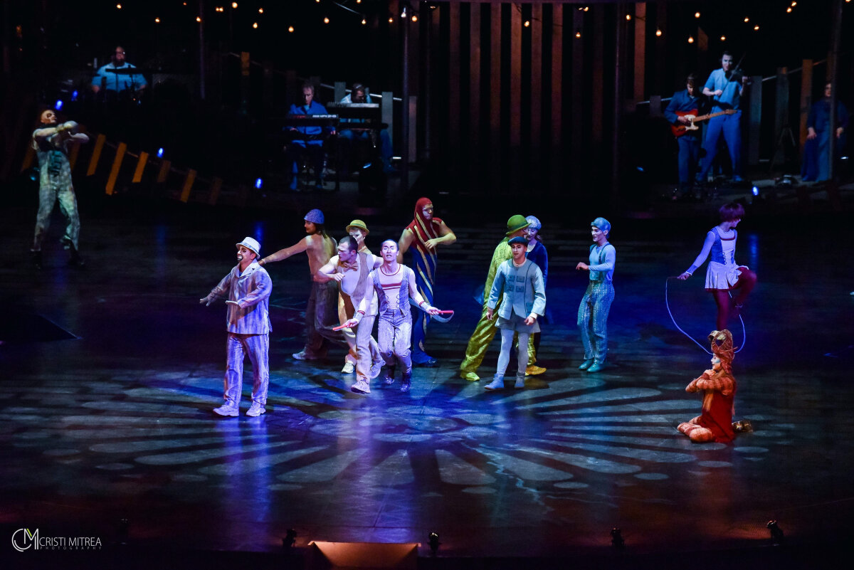 GALERIE FOTO Emoţii, momente tensionate, acrobaţii senzaţionale şi glume pentru toate gusturile » Cirque du Soleil e la Bucureşti!
