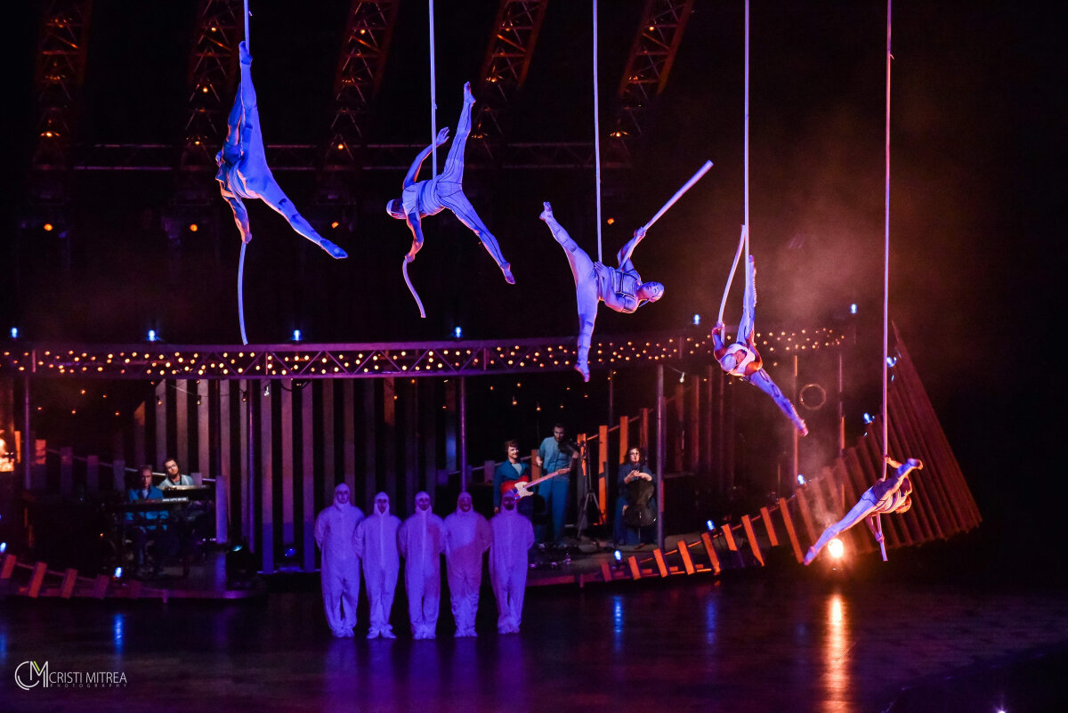 GALERIE FOTO Emoţii, momente tensionate, acrobaţii senzaţionale şi glume pentru toate gusturile » Cirque du Soleil e la Bucureşti!