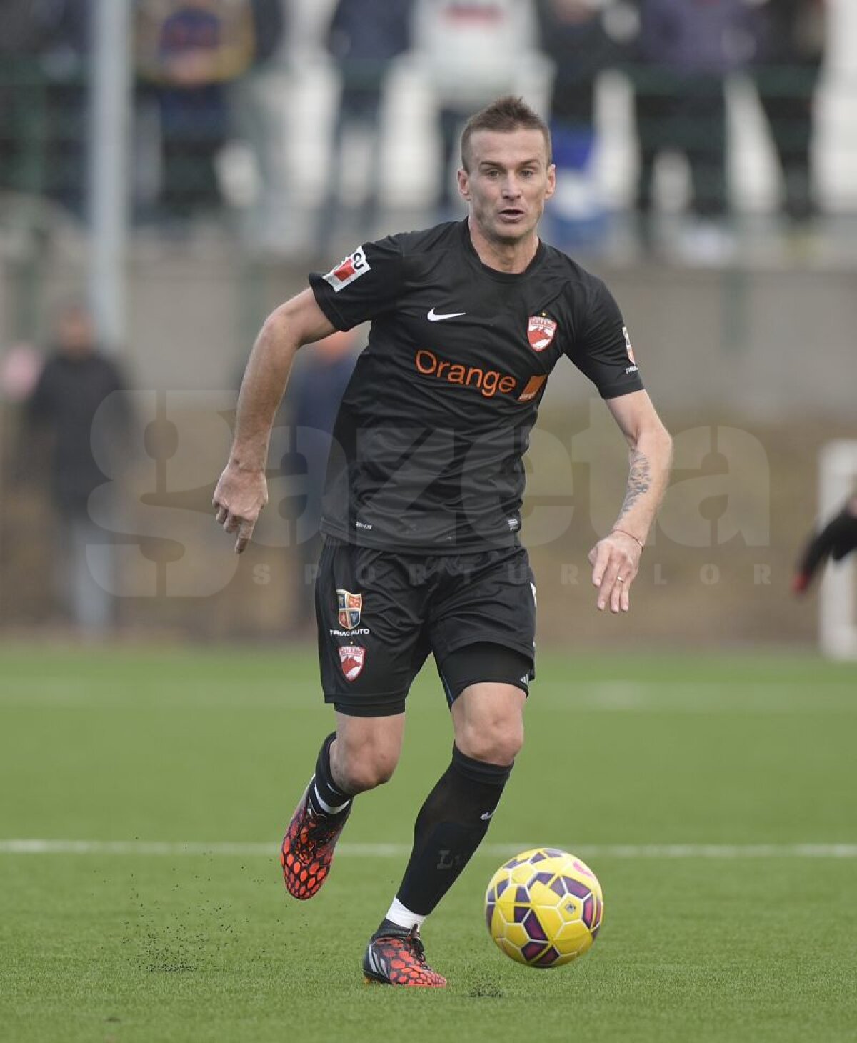 GALERIE FOTO Dinamo a cîştigat cu 6-2 meciul amical împotriva echipei secunde a clubului » Gheorghe Grozav, primul gol în tricoul "cîinilor"