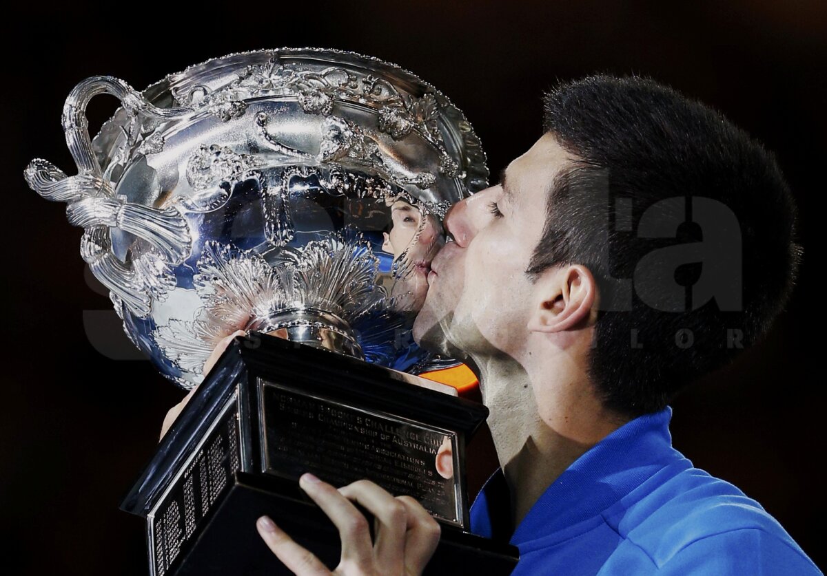 Novak Djokovici a cîştigat Australian Open în faţa lui Andy Murray! Sîrbul a ajuns la cinci trofee în Australia
