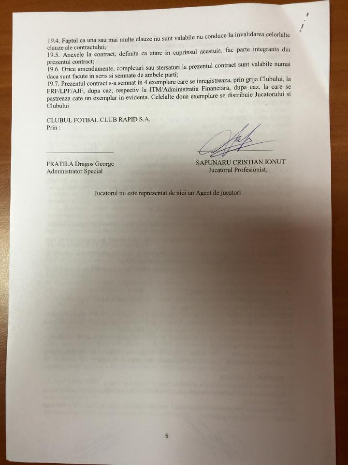 FOTO Dublă lovitură pentru Rapid » Daniel Niculae şi Cristi Săpunaru au semnat contracte în alb!