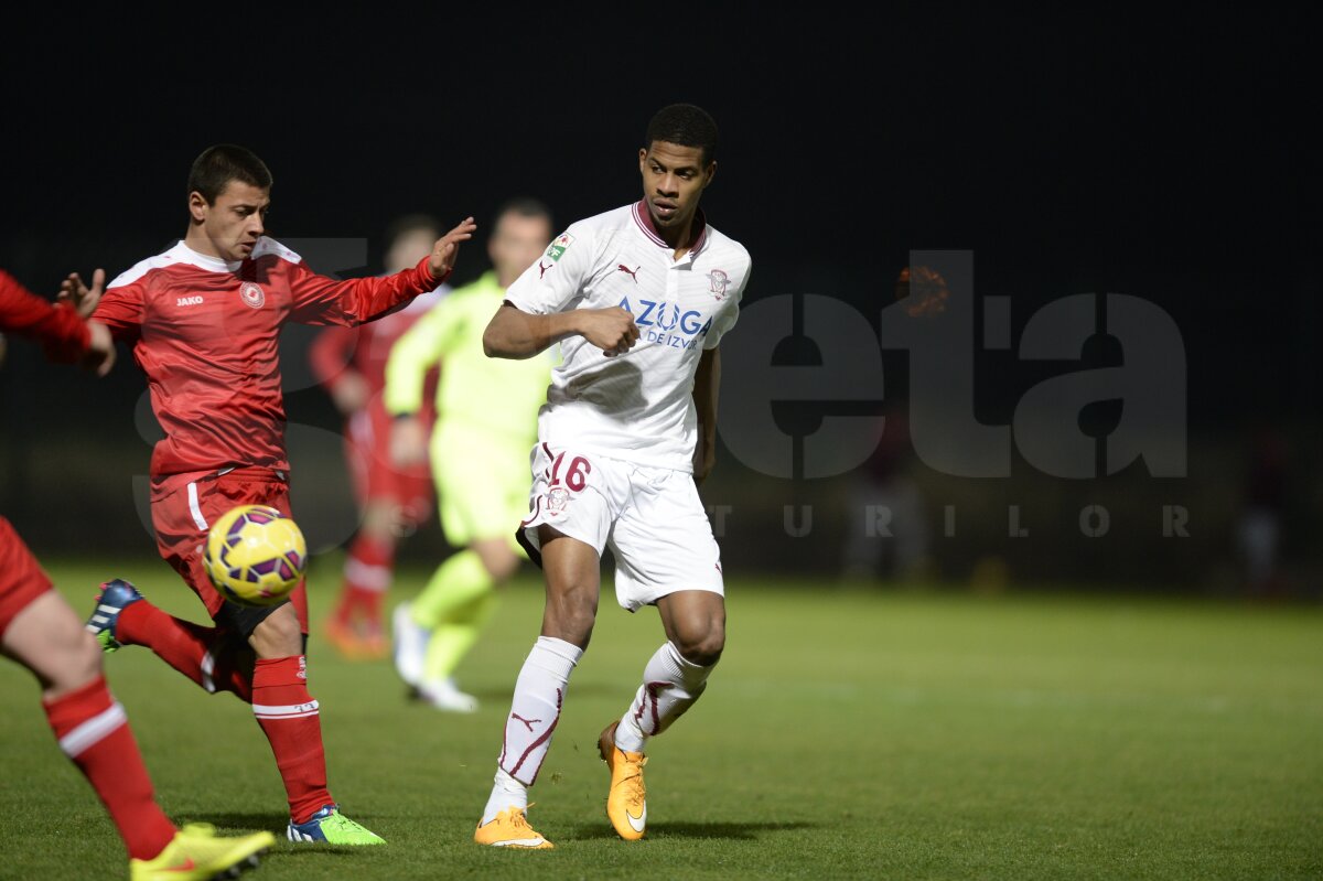 GALERIE FOTO Rapid a terminat la egalitate cu Lokomotiv Tbilisi, 0-0 » Daniel Pancu a ratat un penalty