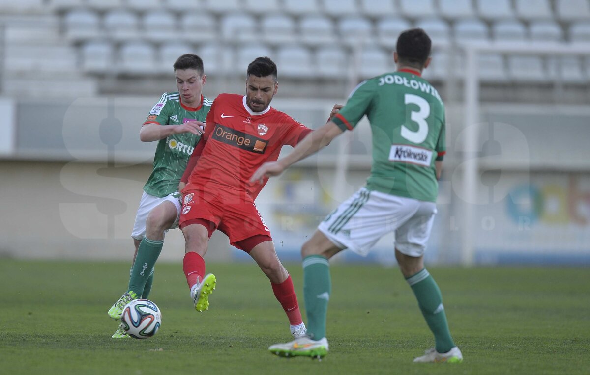 FOTO Dinamo a trăit o nouă umilinţă în cantonamentul din Spania! "Cîinii" au pierdut cu 2-4 meciul amical cu Legia Varşovia