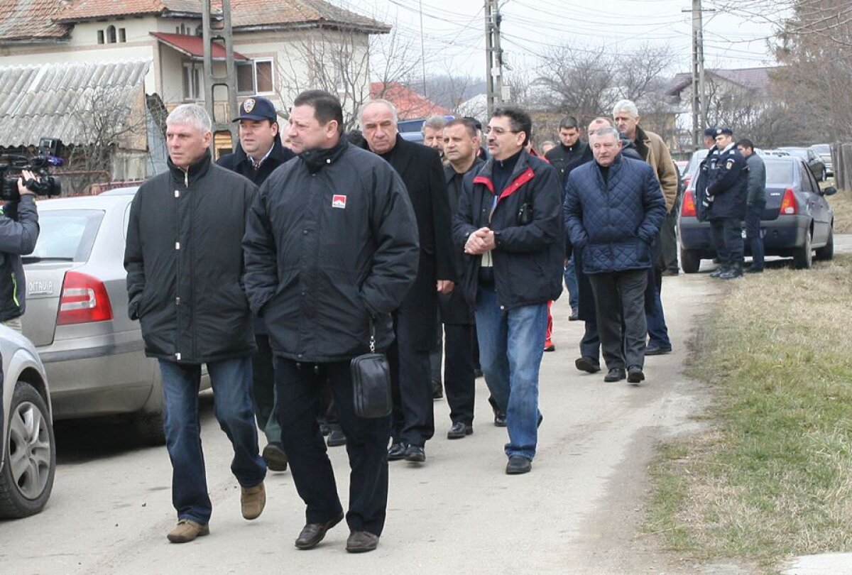 GALERIE FOTO Gloriile lui Dinamo l-au condus azi pe Ion Nunweiller pe ultimul drum