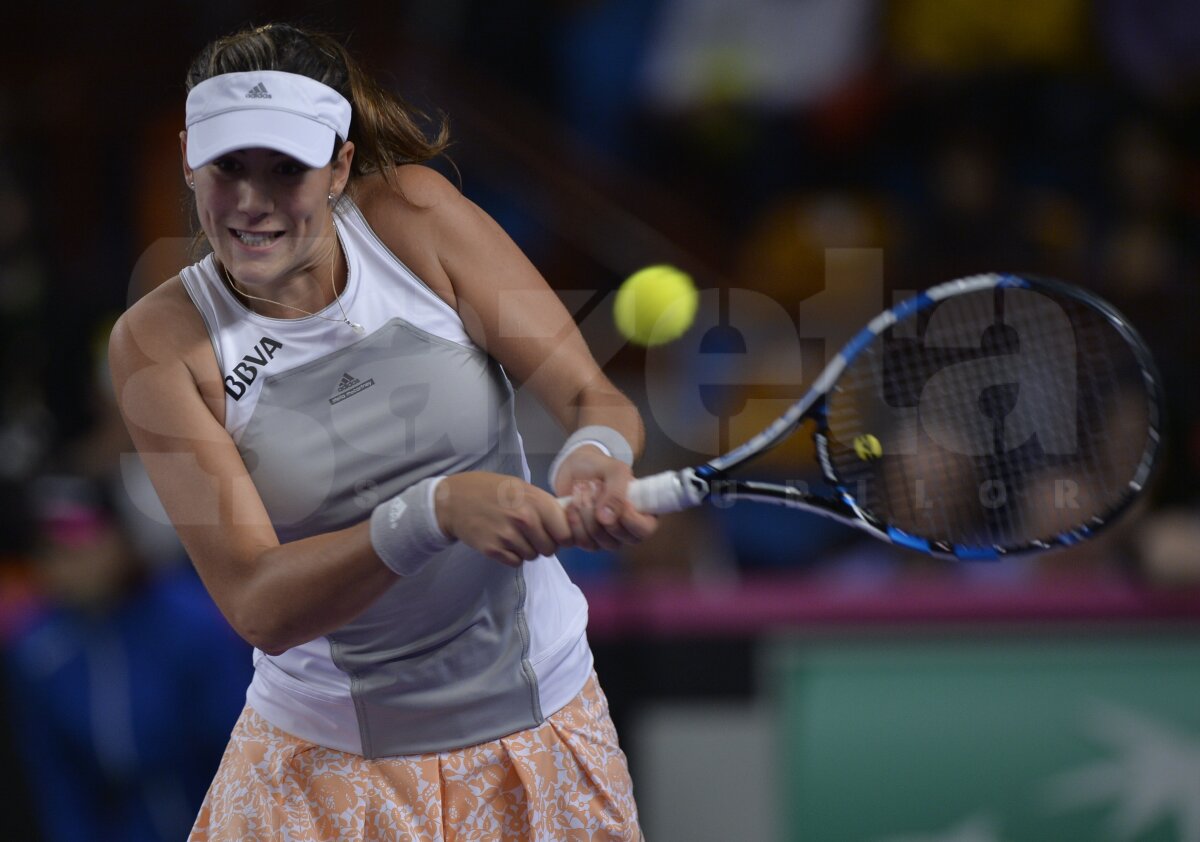 FOTO Spania - România 1-1 » Garbine Muguruza o învinge pe Irina Begu şi egalează scorul după prima zi de Fed Cup