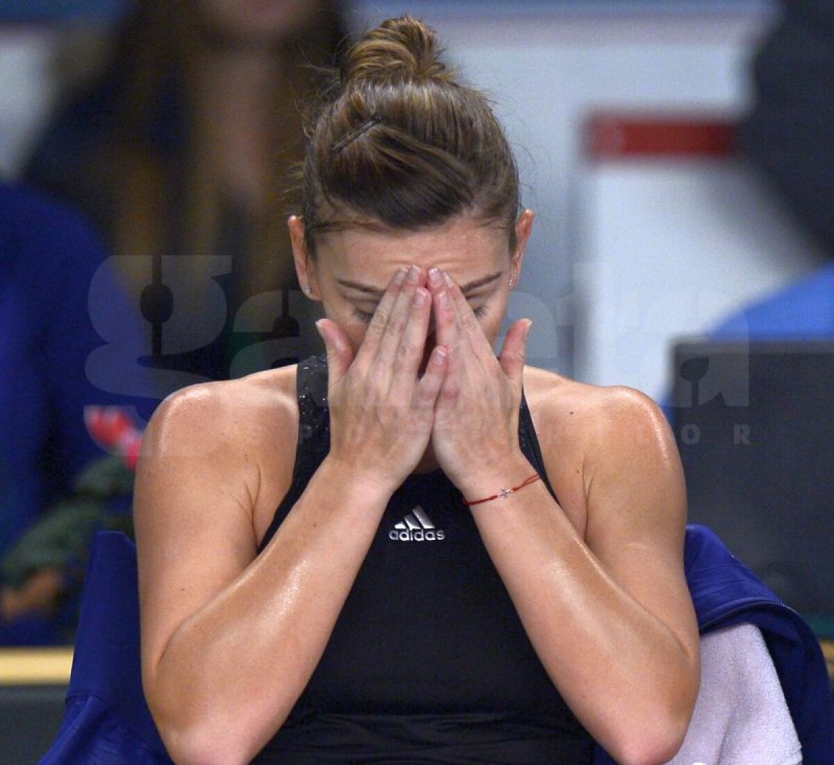 FOTO » Simona Halep, fără şansă în faţa lui Garbine Muguruza » Spania este în avantaj