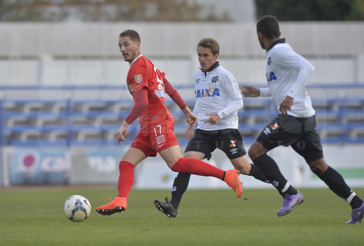 FOTO Dinamo a pierdut amicalul cu Atletico Paranaense, scor 2-3 » Cosmin Matei e suspect de fractură