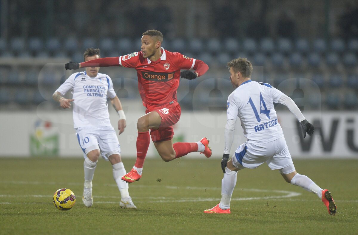 FOTO şi VIDEO Pandurii - Dinamo 2-1 » S-a întors brazilianul! Eric a sfidat kilogramele în plus şi a avut nevoie de doar cîteva secunde ca să fie decisiv