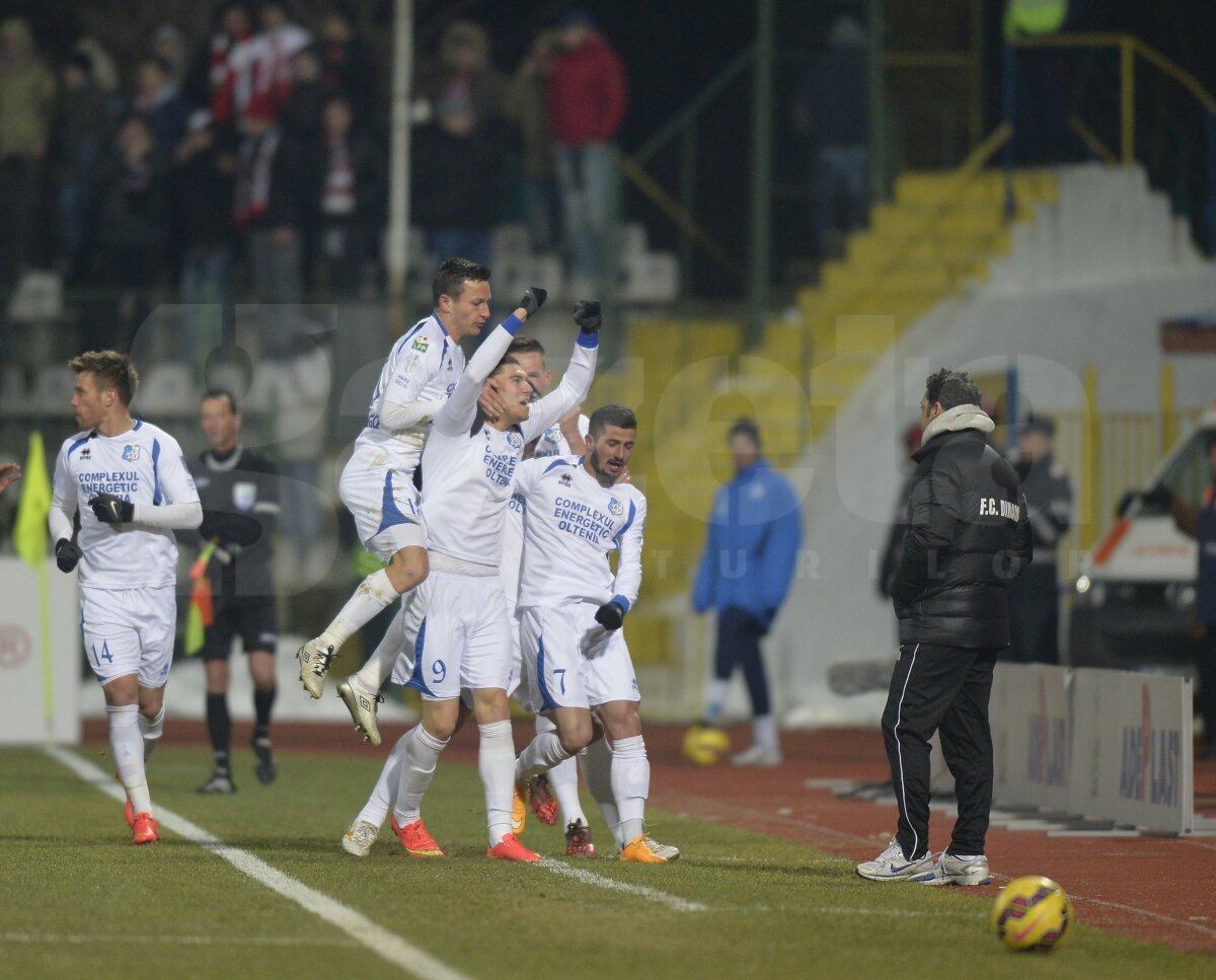 FOTO şi VIDEO Pandurii - Dinamo 2-1 » S-a întors brazilianul! Eric a sfidat kilogramele în plus şi a avut nevoie de doar cîteva secunde ca să fie decisiv