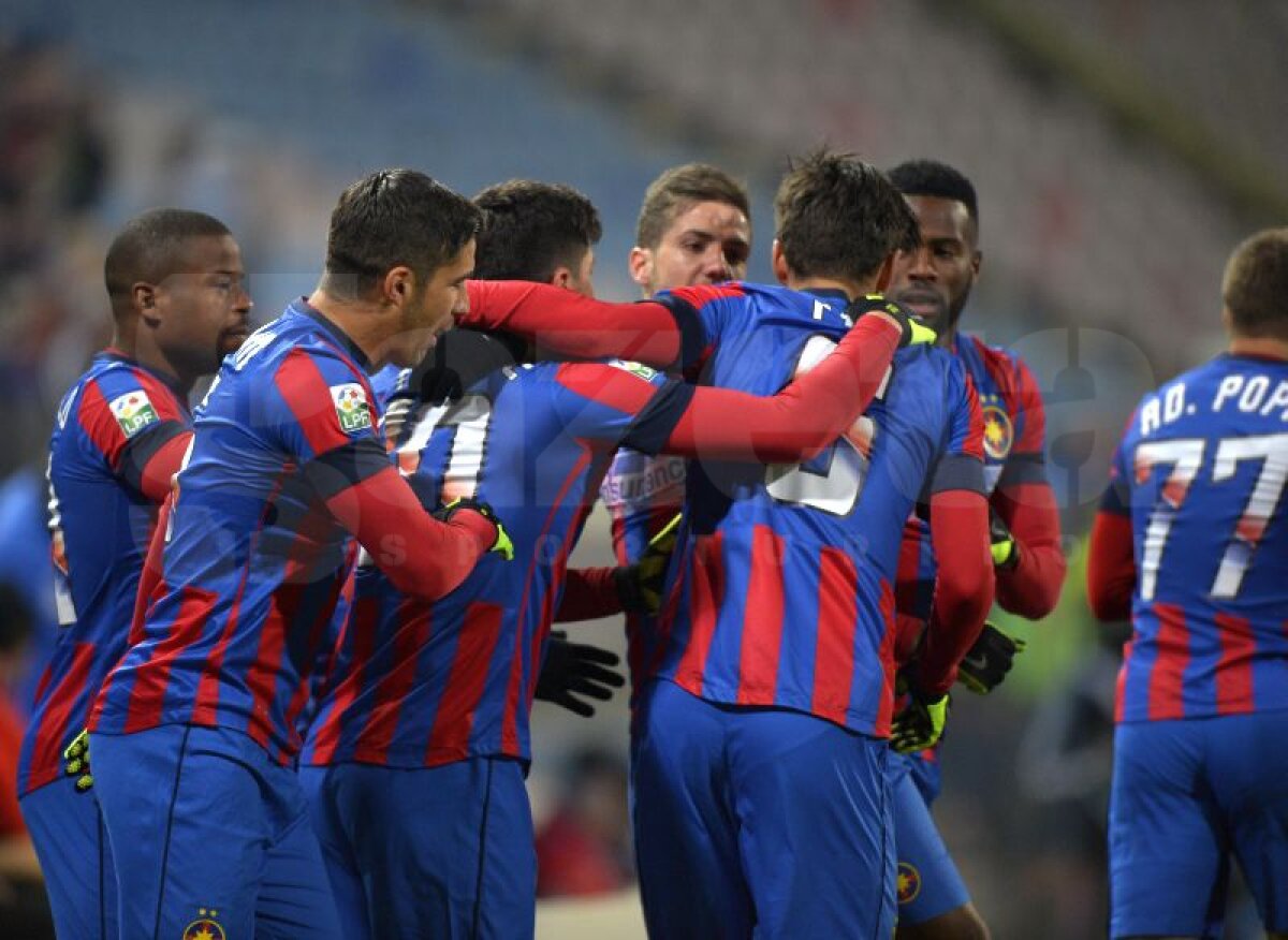 VIDEO şi FOTO Primul pas a fost făcut » Roş-albaştrii, victorie fără emoţii în faţa Astrei în semifinalele Cupei Ligii, scor 3-0