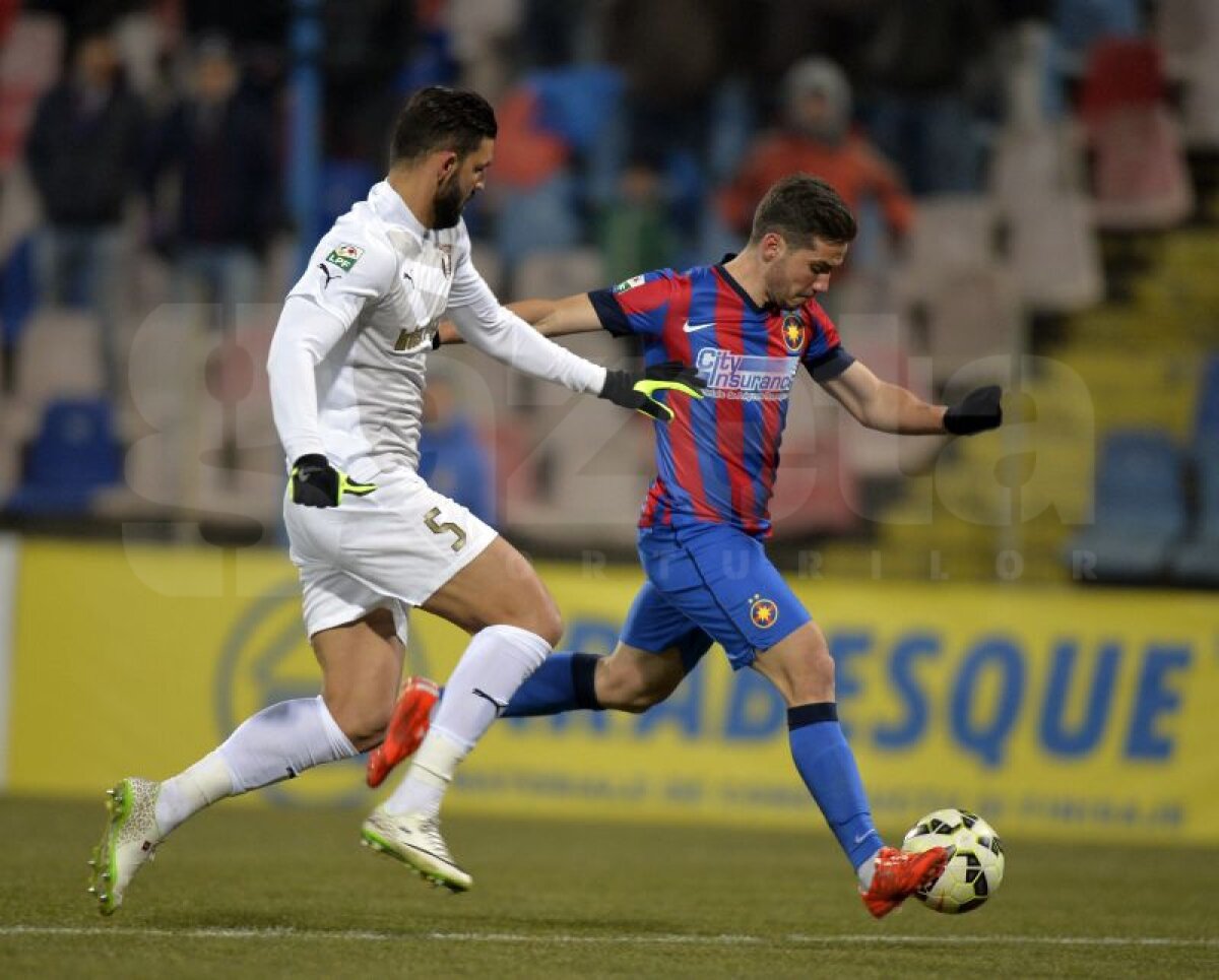 VIDEO şi FOTO Primul pas a fost făcut » Roş-albaştrii, victorie fără emoţii în faţa Astrei în semifinalele Cupei Ligii, scor 3-0