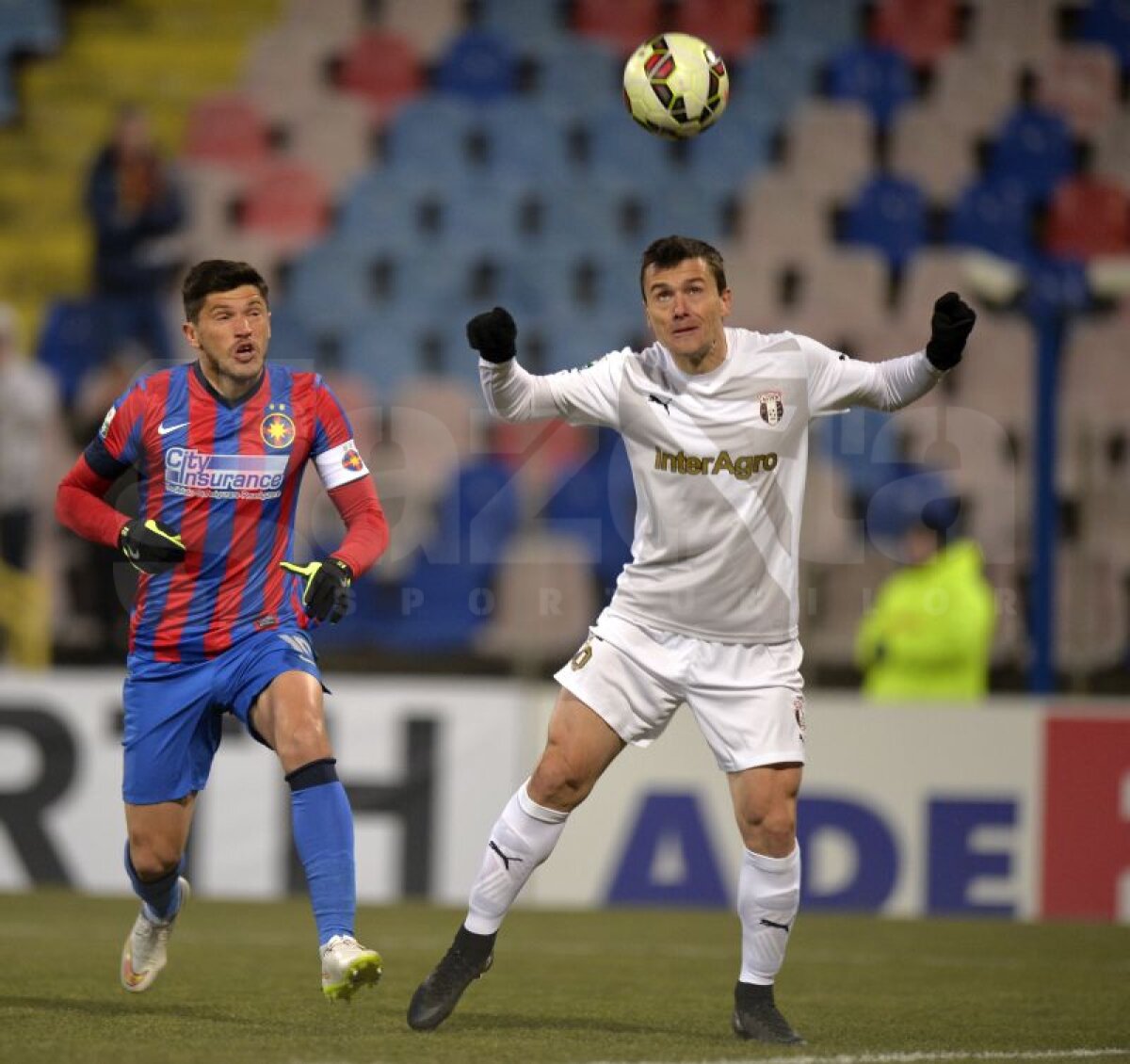 VIDEO şi FOTO Primul pas a fost făcut » Roş-albaştrii, victorie fără emoţii în faţa Astrei în semifinalele Cupei Ligii, scor 3-0