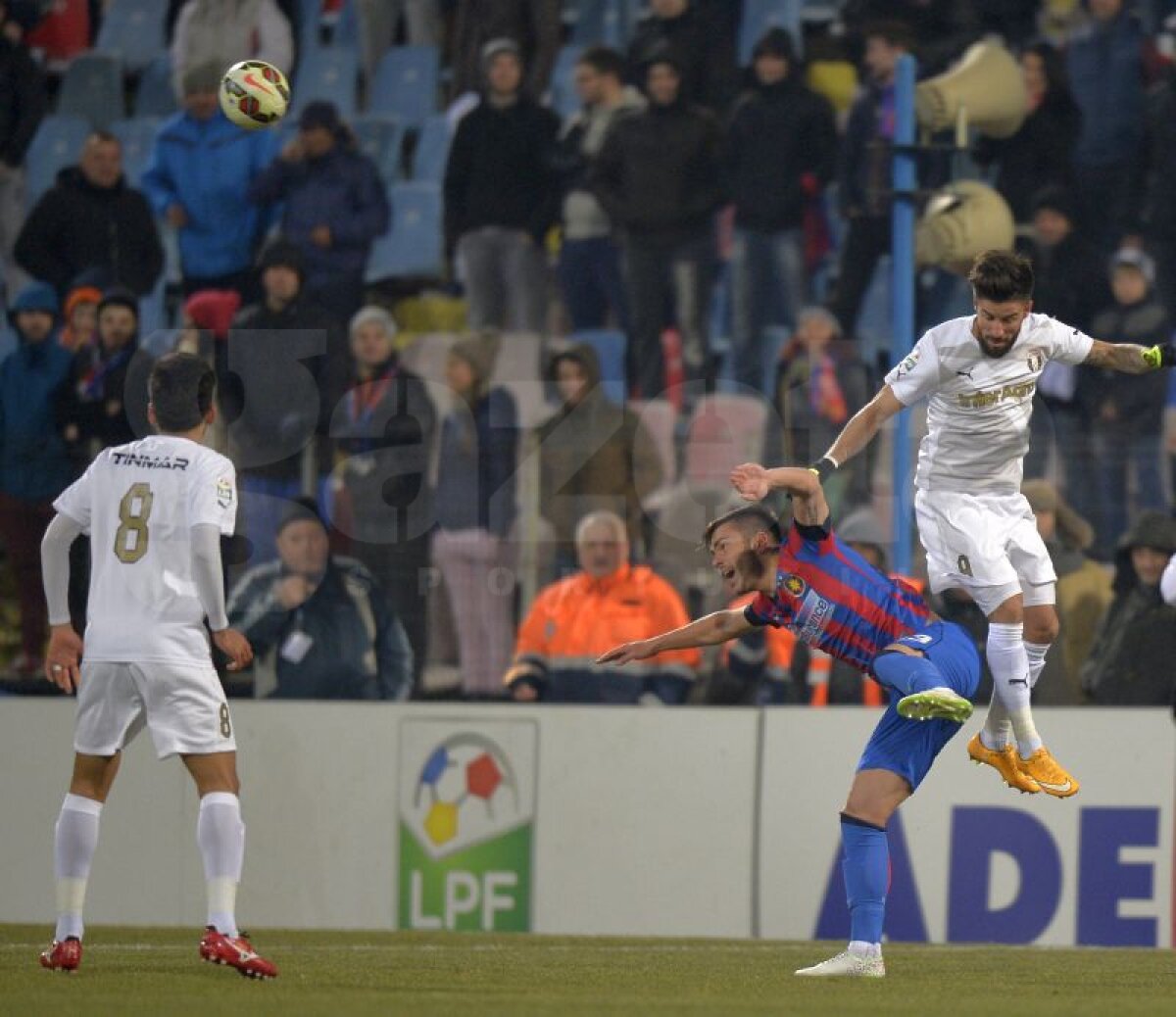 VIDEO şi FOTO Primul pas a fost făcut » Roş-albaştrii, victorie fără emoţii în faţa Astrei în semifinalele Cupei Ligii, scor 3-0