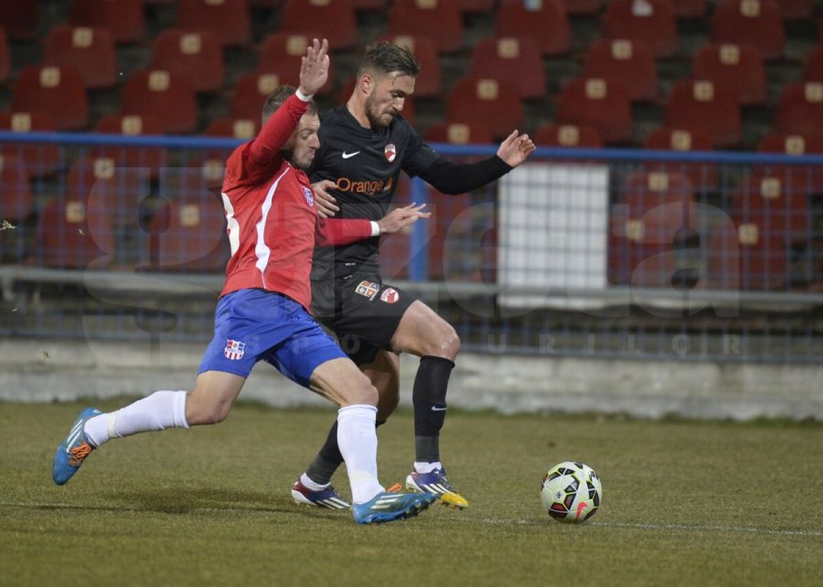 VIDEO+FOTO 2.000 norocos » Dinamo obţine toate punctele la Galaţi, 1-0 cu Oţelul, graţie reuşitei lui Marius Niculae
