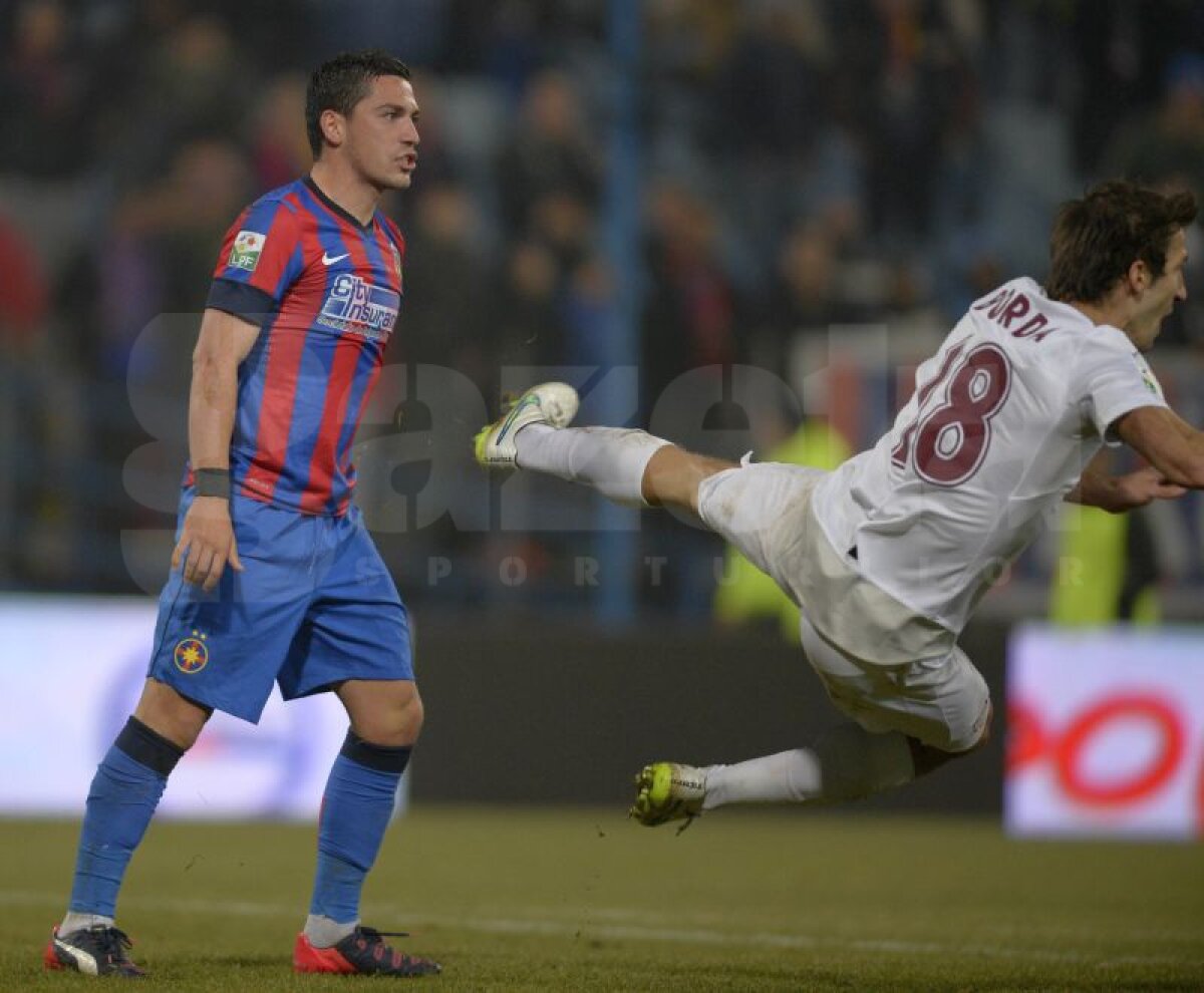 FOTO Faza serii în Ghencea în 11 imagini succesive » Micuţul Nicolae Stanciu l-a pus la pămînt pe uriaşul Aritz Borda