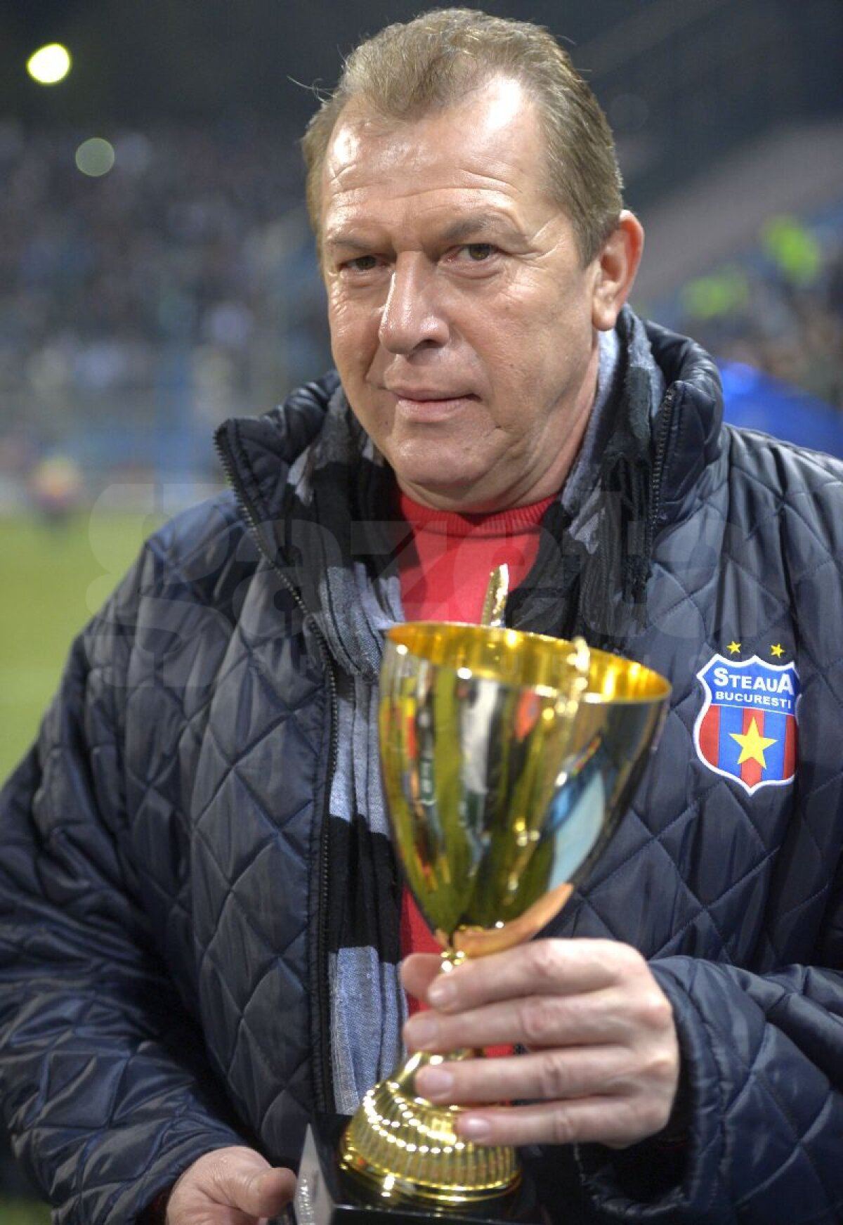 FOTO Rebelul » Un stelist a încălcat ordinul lui Gigi Becali. Echipament unicat cu Rapid ;)