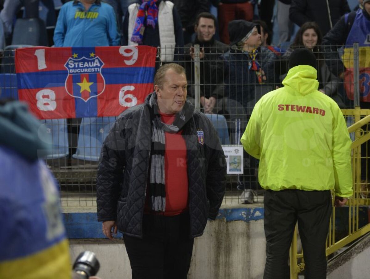 FOTO Rebelul » Un stelist a încălcat ordinul lui Gigi Becali. Echipament unicat cu Rapid ;)