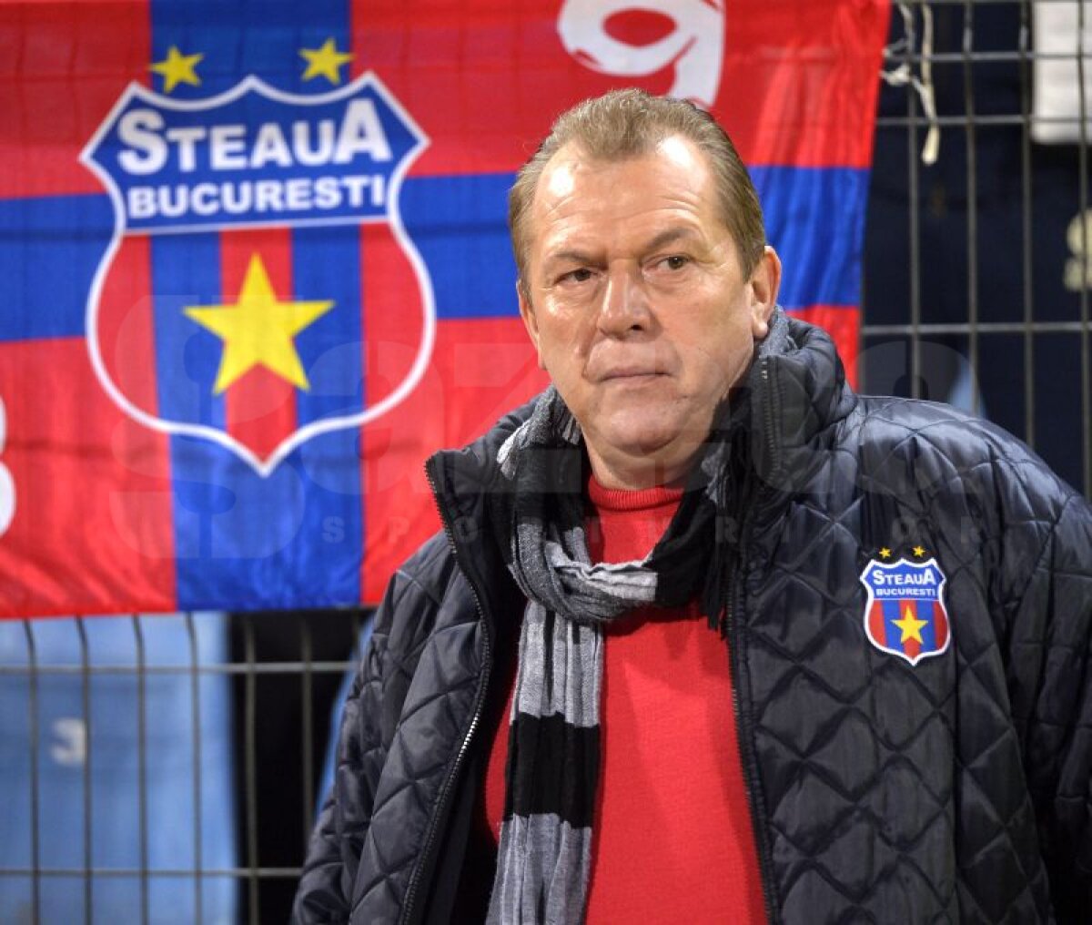 FOTO Rebelul » Un stelist a încălcat ordinul lui Gigi Becali. Echipament unicat cu Rapid ;)